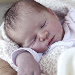 İlk gün bebek fotoğrafı